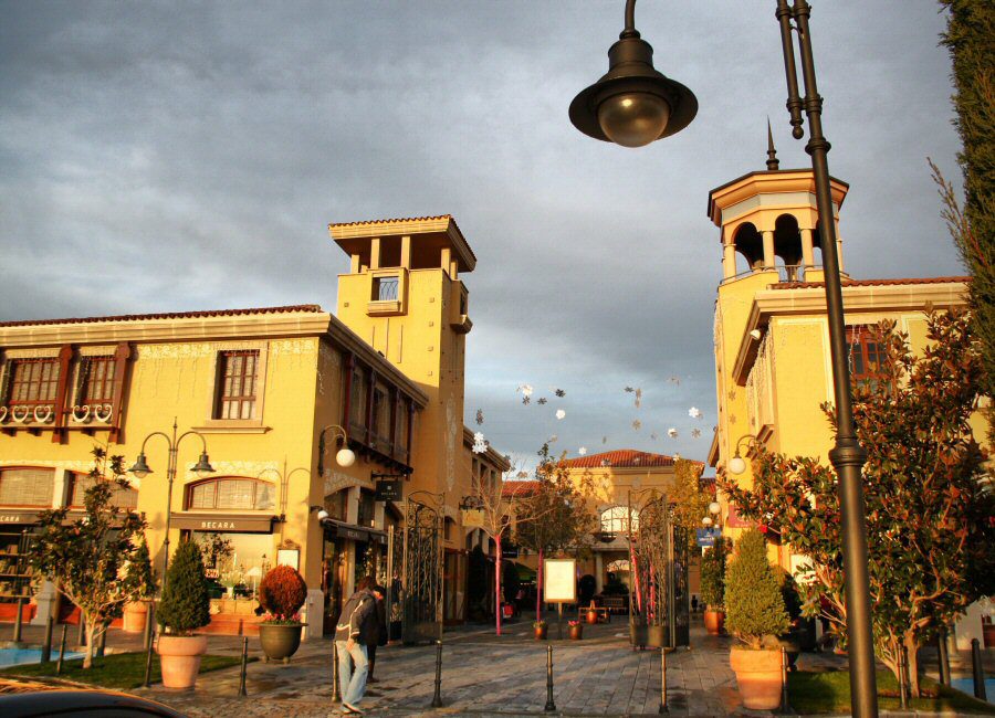 Rozas Village